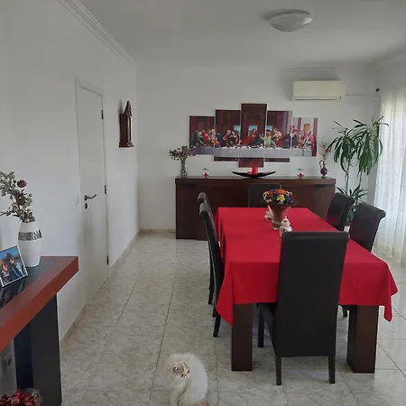 Vivenda Cordeiro Homestay *