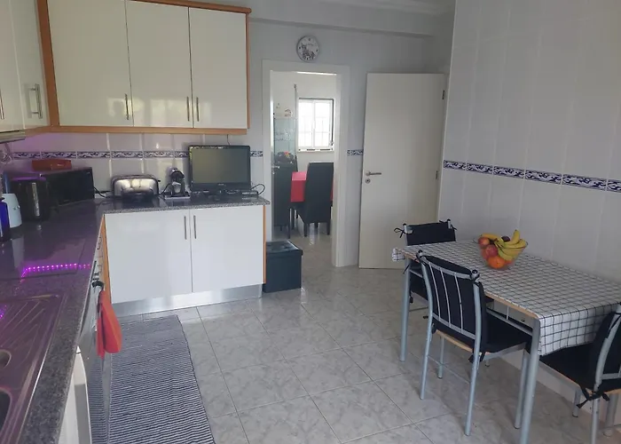 Vivenda Cordeiro * Barrio (Leiria)